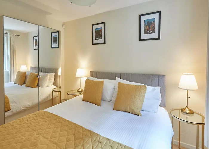 Host & - The Eskape Lejlighed