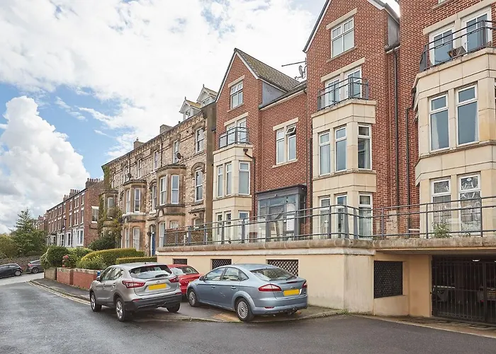 Host & - The Eskape Whitby